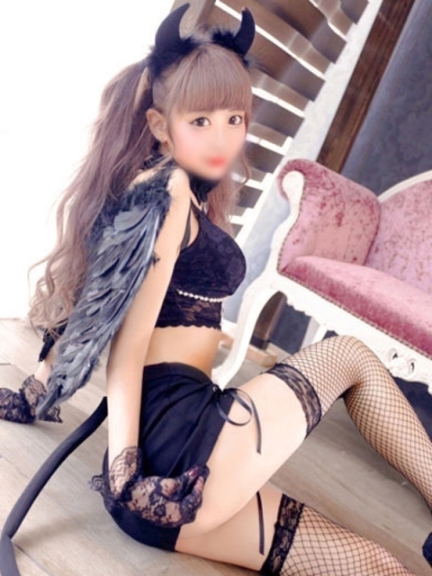 タレント かえで