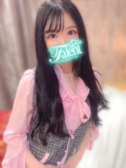 タレント りりか